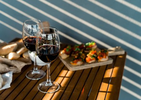 food-and-drink-yummy-lifestyle-alcoholic-beverage-wine-glass-shadows-gastronomy-red-wine_t20_rBkPZb